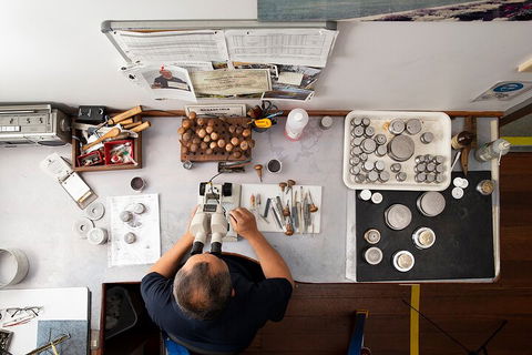 The Perth Mint: Guided Heritage Tour And Gold Pour - Australian Destinations 5